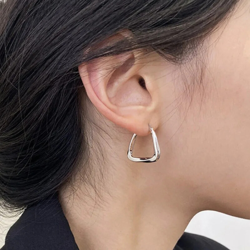 Paprasto dizaino aukso spalvos geometriniai susukti kvadratiniai lanko auskarai moterims Kūrybingi jaunų mergaičių vakarėlio vestuvių papuošalai