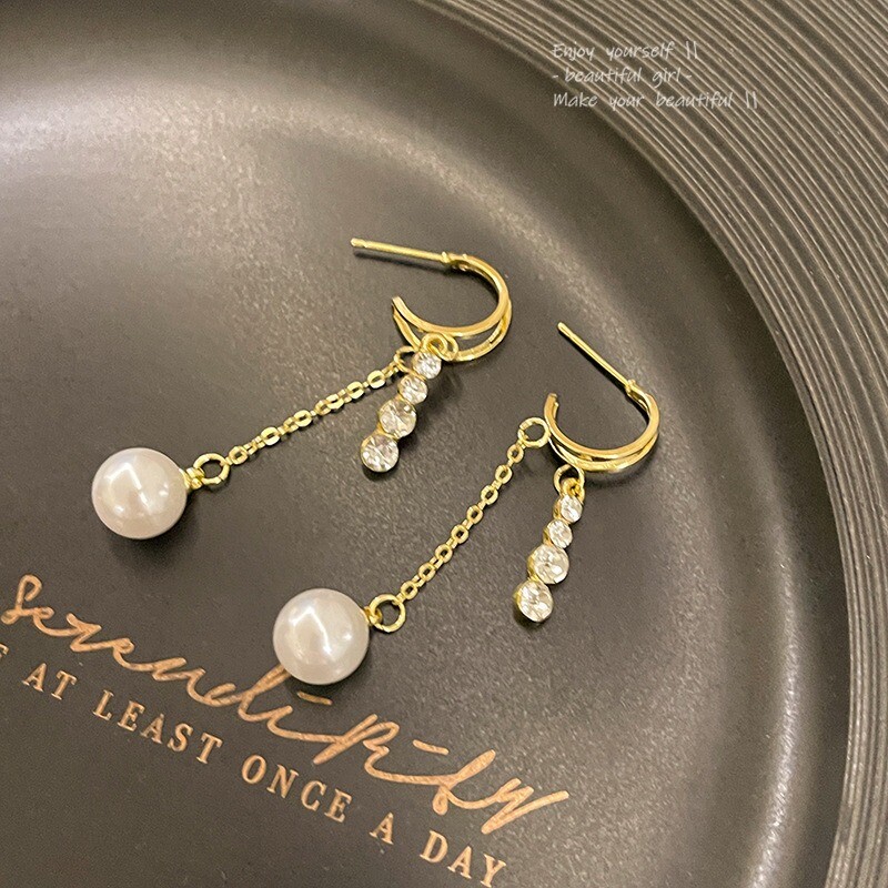 2024 Cercei cu pandantiv cu perle, cu lanț de metal, cu design de modă, pentru femei și fete, accesorii pentru temperament, bijuterii pentru petrecerea de nuntă