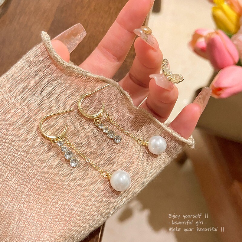2024 Cercei cu pandantiv cu perle, cu lanț de metal, cu design de modă, pentru femei și fete, accesorii pentru temperament, bijuterii pentru petrecerea de nuntă
