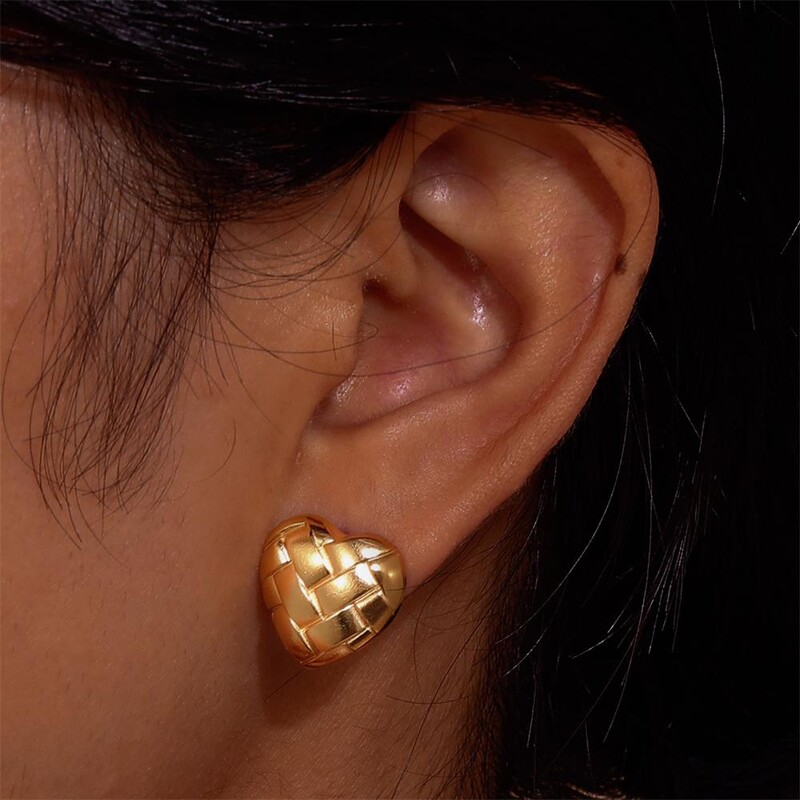 Cercei aurii din oțel inoxidabil cu țesătură în formă de inimă la modă pentru cercei cu șuruburi vintage franceze pentru femei Bijuterii noi