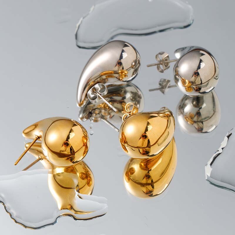 Vintažinės auksinės spalvos vandens lašelių auskarai moterims Madingi metaliniai blizgūs stori stambūs ašariniai auskarai papuošalai dovanos