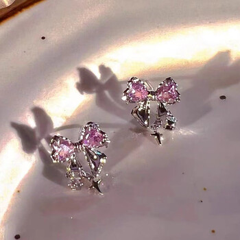 Y2K Bowknot Zircon Stud Обеци за жени Модни корейски сребърен цвят Розов кристал Личностни обеци Момиче парти Бижута Подаръци