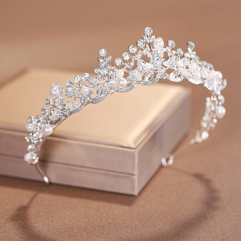 Itacazzo vestuviniai galvos apdangalai, kupini akinančios atmosferos kilnios sidabro spalvos moterų gimtadienio vakarėlio Tiaros karūna vestuvių nuotakai