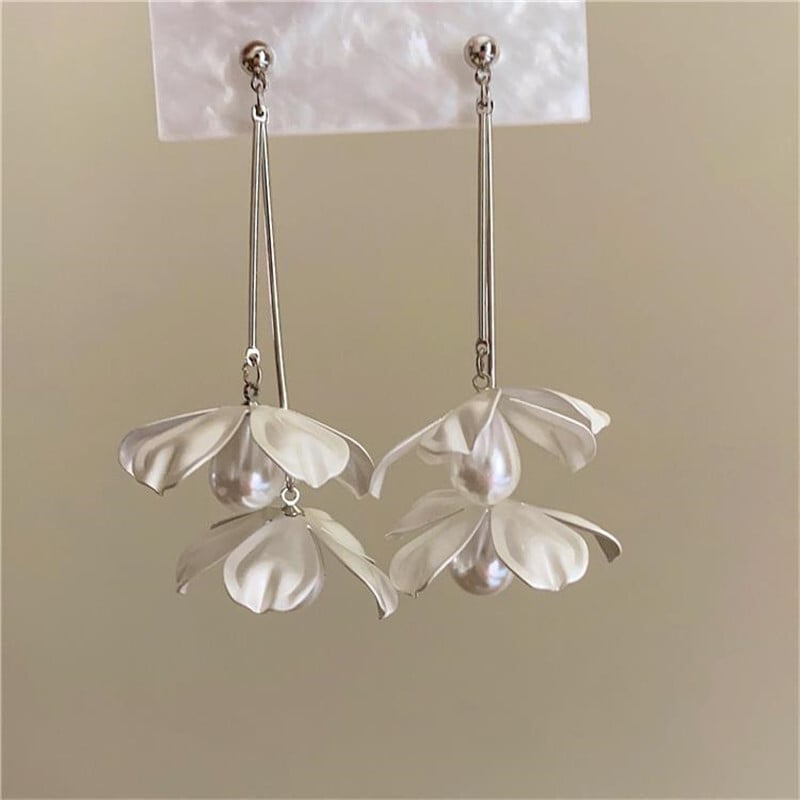 Fém szirmok gyöngy medál fülbevaló európai és amerikai stílusú egyéniség divatos fülbevalók Ms Girl utazási kiegészítők