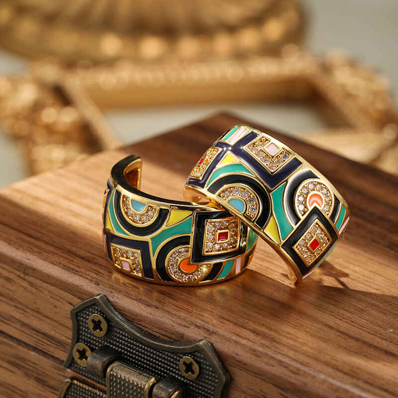 SUYU Άνοιξη Νέα πολύχρωμα και πολύχρωμα σκουλαρίκια Μοντέρνο γυναικείο σχέδιο Προσωποποιημένα μικρά και πολυτελή δώρα σκουλαρικιών