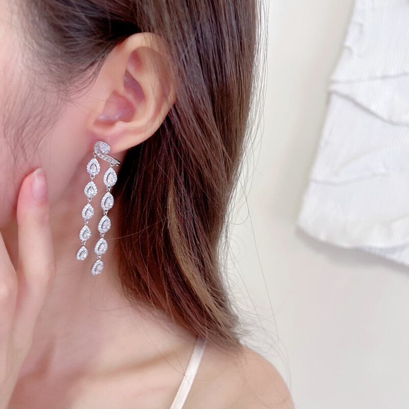 SUYU könnyű luxus mikro berakásos kézműves fülbevaló árapály cirkon hosszú stílusú dekoratív arcra cseppecskés bojt fülbevaló