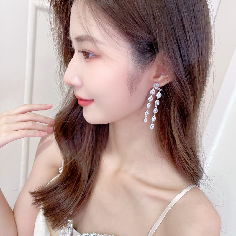 SUYU könnyű luxus mikro berakásos kézműves fülbevaló árapály cirkon hosszú stílusú dekoratív arcra cseppecskés bojt fülbevaló
