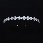 SLBRIDAL Μοντέρνο γούρι Δημοφιλές κρύσταλλο στρας Ζιργκόν Γυναικεία κορίτσια Tiara Headband Queen Party CZ Αυτοκόλλητο μαλλιών Κοσμήματα μαλλιών