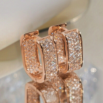 Aukso sidabro spalvos apvalios ausų smeigtukai moterims/vyrams Madingi 4 letenai Blizgūs Kalnų krištolo auskarai Pankų Prabangaus Dizaino Papuošalai Dovana