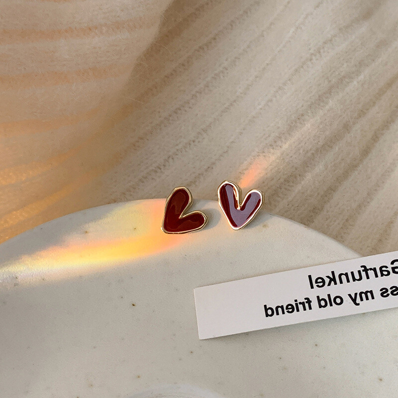 Cercei cu știfturi de dragoste roșu vin Cercei de nișă cu temperament feminin Ins Cercei cu inimă de piersică retro Bijuterii pentru urechi