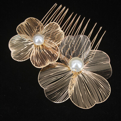 2 DB menyasszonyi fejdísz Kézzel készített virág gyöngy hajfésűtűk Esküvői formázás Ékszer Divatbetét Fésű Haj Kiegészítők Ajándékok