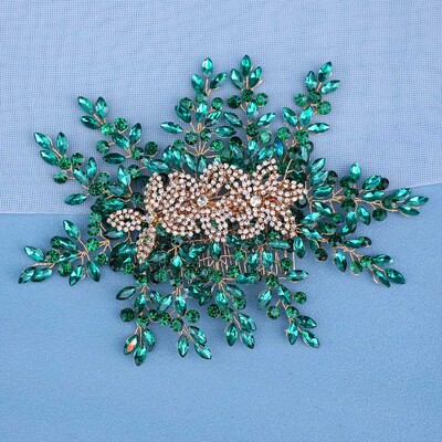 Madinga nuotakos galvos apdangalas su šukomis Moters galvos apdangalas Blizgantis Kalnų krištolas Plaukų papuošalas Nuotakos Vestuviniai plaukų aksesuarai