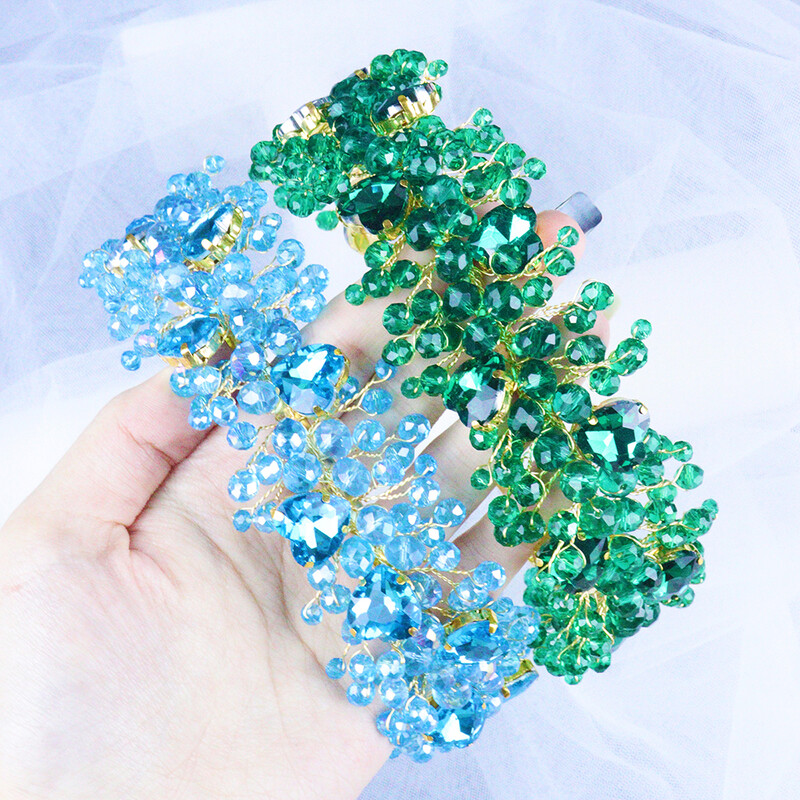 Zöld, kék strasszos menyasszonyi fejpánt, kézzel készített tiarák és koronák esküvői hajkiegészítők női fejdíszek barátnőknek