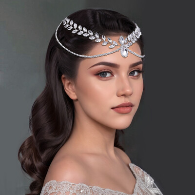 Sparkling Rhinestone Bridal Forehead Chain Μια λαμπερή κεφαλόδεσμος για γάμο