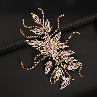 Bandă de păr cu strasuri din aur Mireasă Bandă din frunze de cristal Accesorii pentru nuntă Bijuterii de lux Ornamente pentru femeie Caciulă de petrecere