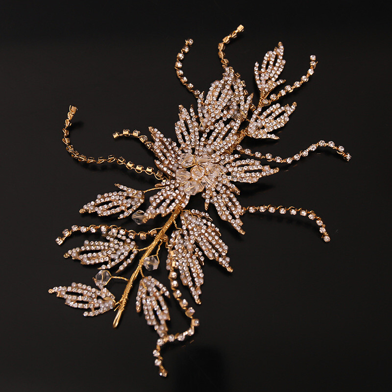 Bandă de păr cu strasuri din aur Mireasă Bandă din frunze de cristal Accesorii pentru nuntă Bijuterii de lux Ornamente pentru femeie Caciulă de petrecere