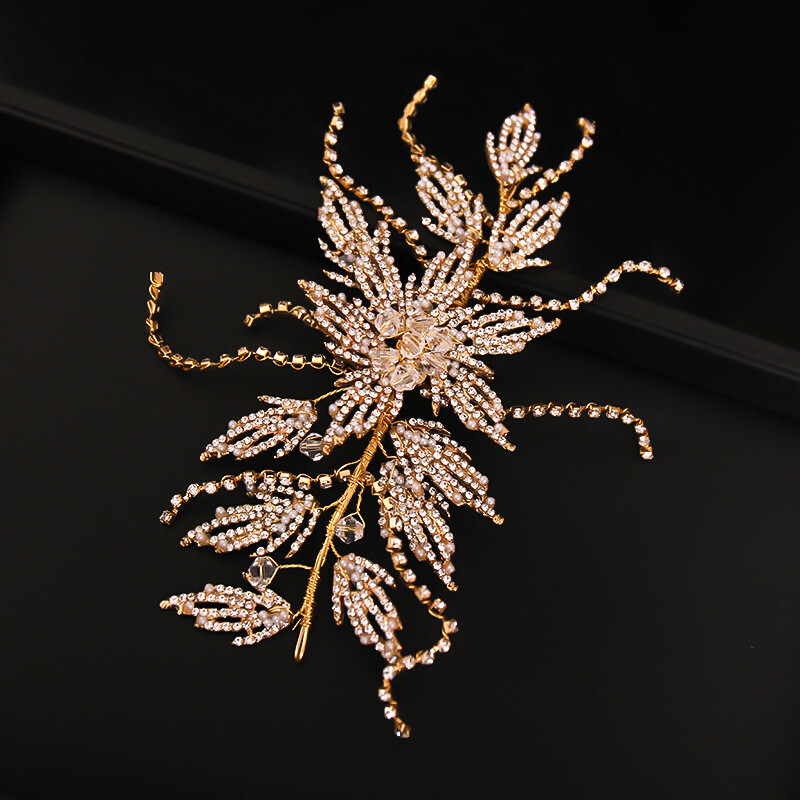 Bandă de păr cu strasuri din aur Mireasă Bandă din frunze de cristal Accesorii pentru nuntă Bijuterii de lux Ornamente pentru femeie Caciulă de petrecere