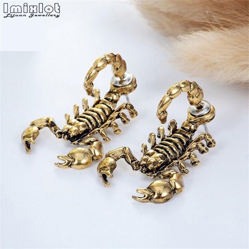 Panka stila gotikas 3D dzīvnieku metāla Scorpion Ear Stud auskari vīriešiem sievietēm Harajuku modes rotaslietas 1 pāris Brincos