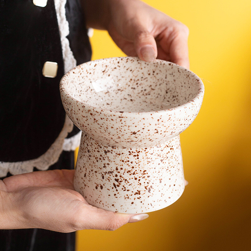 Augsta kaķu bļoda keramikas lolojumdzīvnieku bļoda kakla aizsardzība plakana bļoda kaķu barības bļoda suņu barības bļoda kaķu barotava mājdzīvnieku piederumi