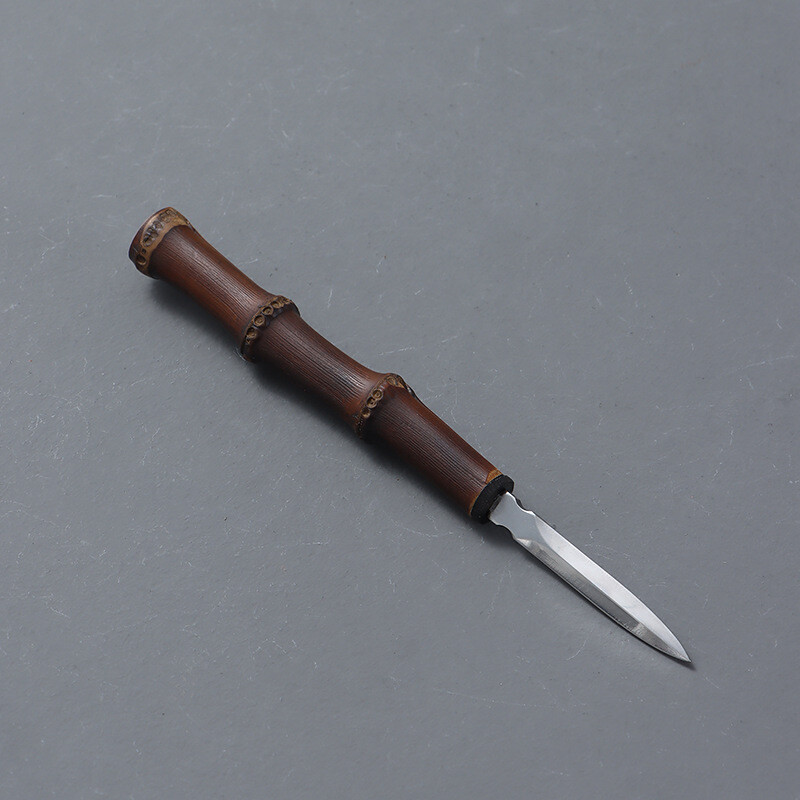 Zen Bamboo Whip Pu`er arbatos peilis Damasko raštas nerūdijančio plieno arbatos kūgio arbatos ceremonijos priedai Rankų darbo bambuko arbatos peilis su medine rankena