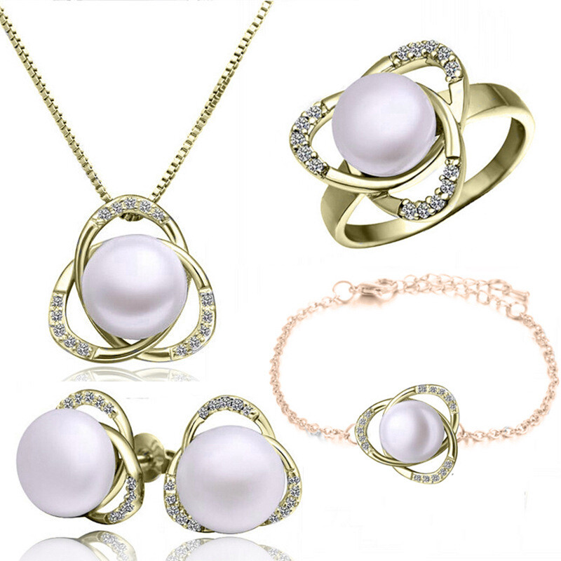 Korejiešu stila rotaslietas pulkstenis, dimanta bumba, zieds, pērļu kaklarota, auskari, gredzens, rokassprādze, četrdaļīgs komplekts