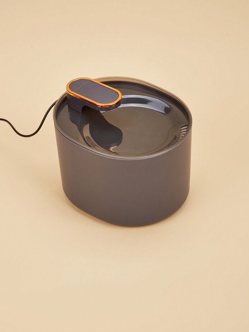 Automatinis gyvo vandens USB prijungiamas naminių gyvūnėlių vandens dozatorius, tinkamas katėms ir šunims, kai jie gali gerti vandenį