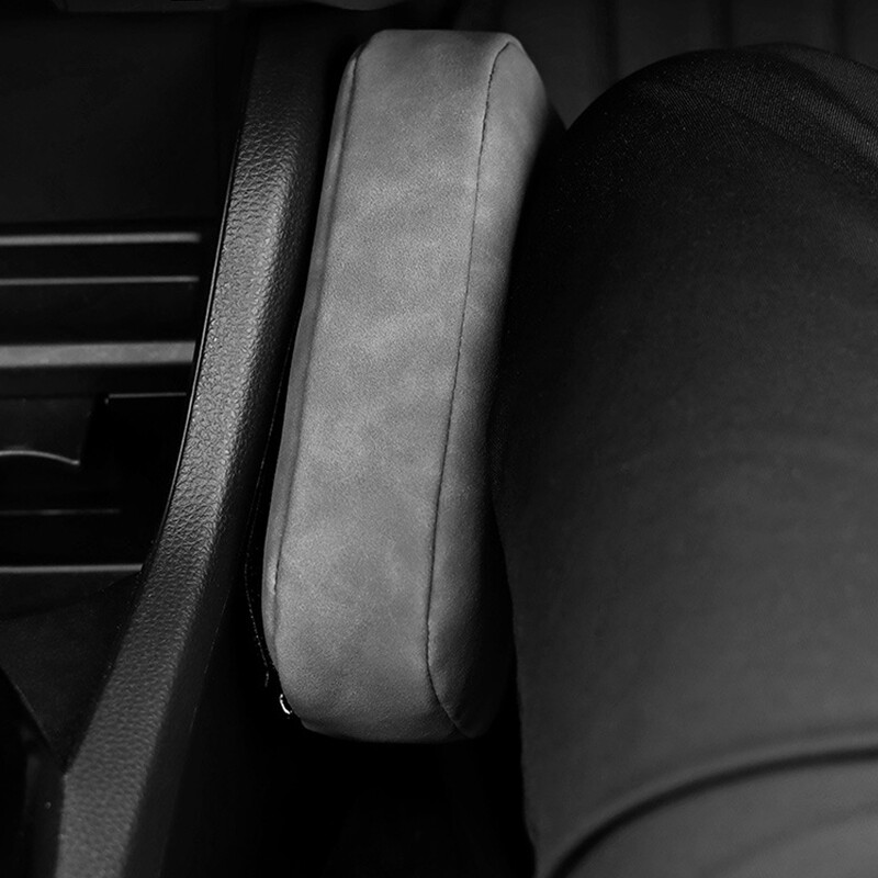 Automašīnas kājas ceļgala augšstilba galvenais vadītāja atbalsta spilvens elpojošs ceļgala spilvens, biezs ceļgala spilventiņš zamšādas kāju balsts transportlīdzekļa piederumiem