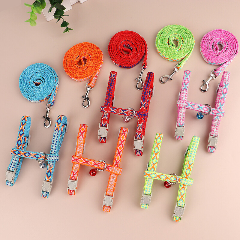 Set de lesă pentru ham pentru pisici din nailon, ham reglabil pentru cățeluș, pisicuță, vestă cu clopot, frânghie de plumb pentru plimbări pentru câini de talie mică, pisici, chihuahua