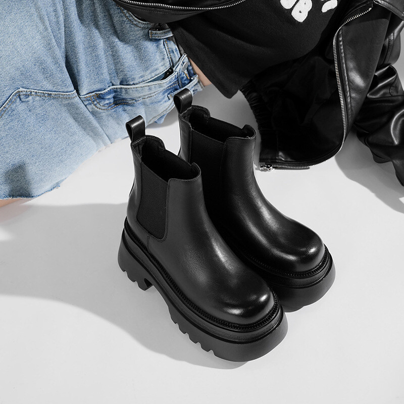 Női felbújós csizmák 2024-ből új kéménycsizmák rövid csizmák női alkalmi és univerzális brit vastagtalpú női cipők belső erősítéssel