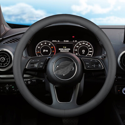 Husa volanului mașinii este universală și poate fi folosită în toate anotimpurile