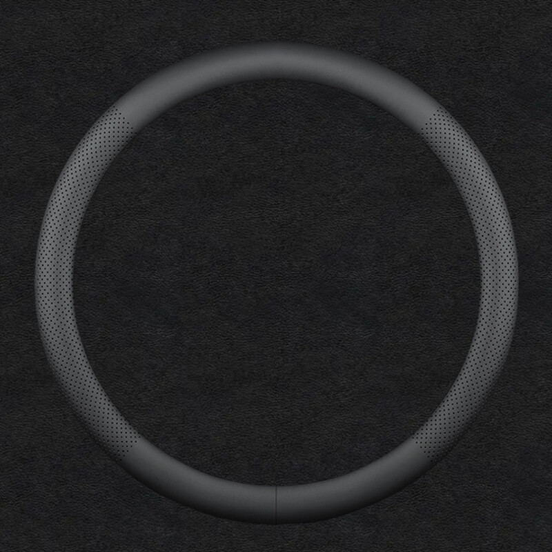 Husa volanului mașinii este universală și poate fi folosită în toate anotimpurile