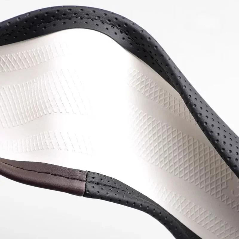 Pentru BYD Delfin Sigiliu Pescăruș Qin Song Han Husă pentru volan Mâner din piele Anti-alunecare 38cm Tip D Anti-transpirație Accesorii auto