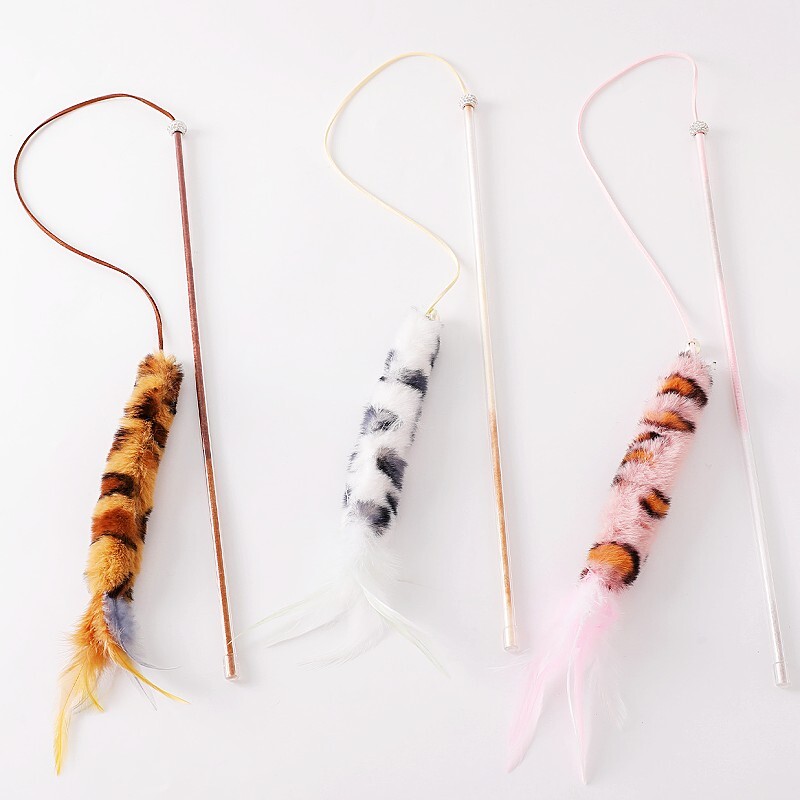 Kaķu rotaļlietas Spalvas Kaķu nūjas Plīša Interaktīva kaķu rotaļlieta ar zvaniņu vilnas apdruku Rotaļlietas kaķiem, kas ķircina kaķēnu Rotaļu nūjas Mājdzīvnieku izstrādājumi