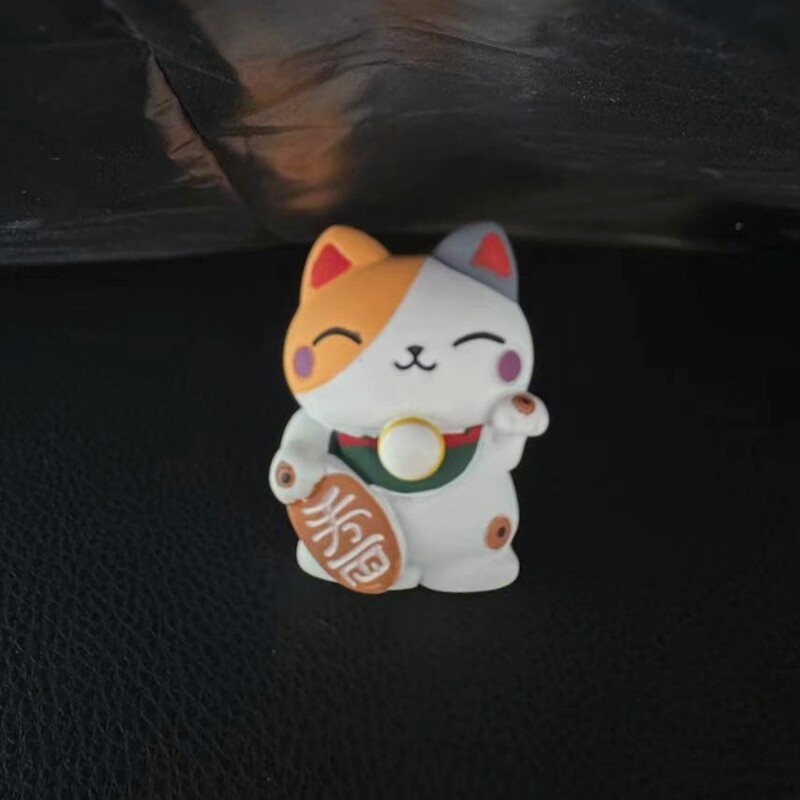 Jauks automašīnas gaisa atsvaidzinātājs Lucky Cat smaržu difuzors, smaržu saspraude, automašīnas gaisa kondicionētājs, izplūdes atvere, automašīnas salona piederumi