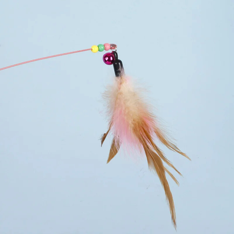 Žaislai naminiams gyvūnėliams Interaktyvūs kačių žaislai Juokingi imitaciniai plunksnų žuvys su varpeliu Žaislai, skirti kačiukui, žaidžiančiam erzinti lazdele, žaislas naminiams gyvūnėliams