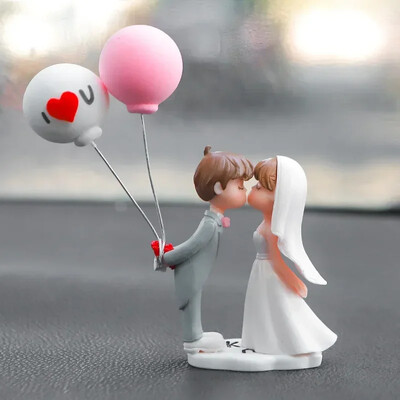 Jauni radoši, jauki pāra dekorēšanas centra konsoles atpakaļskata spoguļa meitenes dievietes automašīnas interjera dekorēšanas piederumi