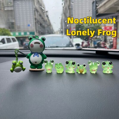 7 bucăți Lonely Frog Noctilucent Accesorii pentru mașină desene animate Consolă centrală pentru mașină Decorare Birou Birou Decorare ecran de computer PapusaCadou