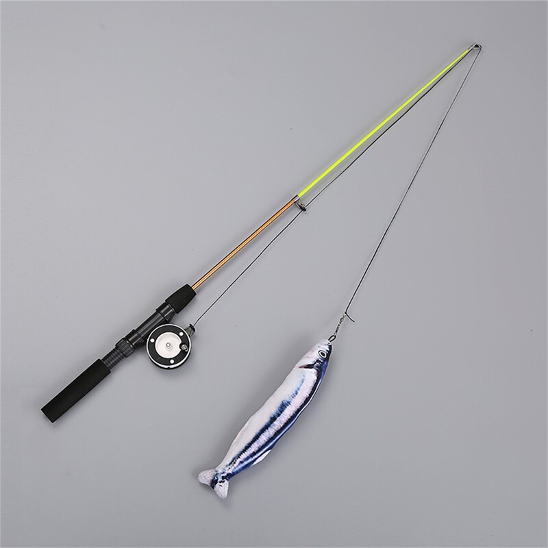 Meškerės kačių žaislinis skriemulys Teleskopinis meškerės kačių žaislas, rankinis ritės dizainas, tikroviškas žuvies dizainas, skirtas spardyti