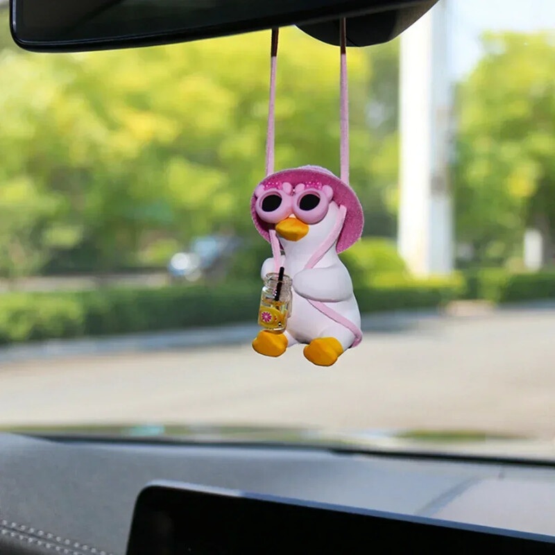 Accesorii mașini Parfum mașină Gips Drăguț Anime Leagăn Rață Pandantiv Oglindă retrovizoare Auto Ornamente Cadou de aniversare Decorare auto