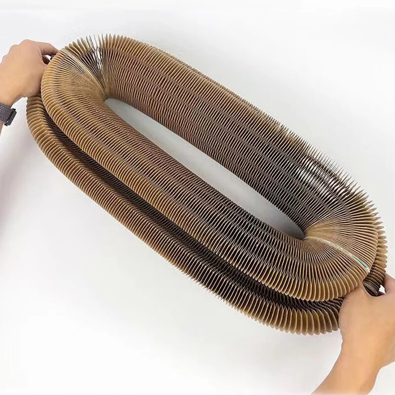 Jucărie amuzantă Magic Cat Scratch Board Forme multiple cu bile Pisică Slefuit Gheare Antrenament rotund din hârtie ondulată Jucărie Casă pentru pisici