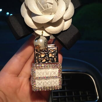 Γοητευτικό Diamond Crystal Camellia Flower Car Bottle Bottle μενταγιόν Γυναικείο Bling Rhinestones Καθρέφτης αυτοκινήτου Κρεμαστά στολίδια για κορίτσια