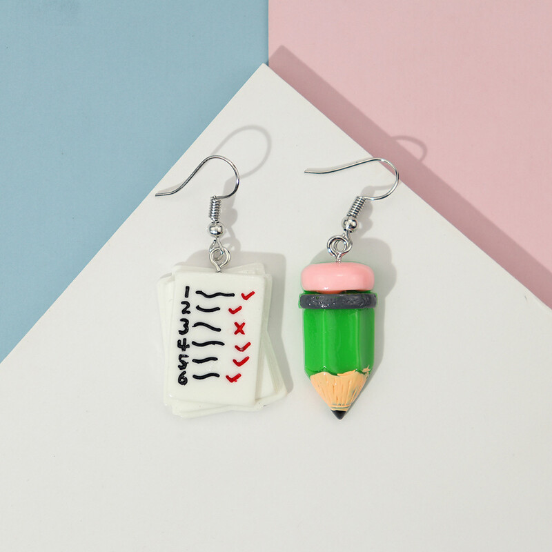 Bērniem radoši imitētas kancelejas preces Grāmatas Zīmuļi Asimetriski Auskari Jautri un personalizēti Necaurduroši ausu klipši Jauku meiteņu sērija