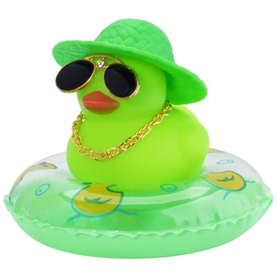 Mașină colorată cu rață de cauciuc decorațiuni pentru tabloul de bord, ornament roz, rață neagră cu pălărie de cowboy drăguță, pălărie de domn, inel de înot