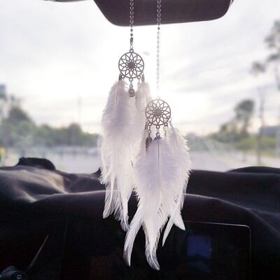 Dream Catcher auto kulons meitenēm ar spalvu spoguli piekarināms kulons Mājas dekors Lucky Car Ornaments Meiteņu auto salona aksesuāri
