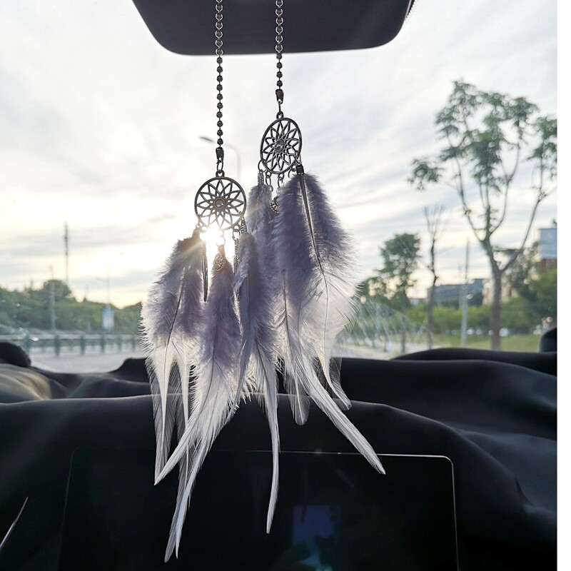 Dream Catcher auto kulons meitenēm ar spalvu spoguli piekarināms kulons Mājas dekors Lucky Car Ornaments Meiteņu auto salona aksesuāri