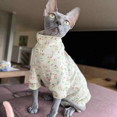 Meleg pamut kabát Sphynx macska tavaszi puha szövetből készült elasztikus jumpsuit kiscicáknak Zöld virágos, magas nyakú pulóver Devon Rex számára