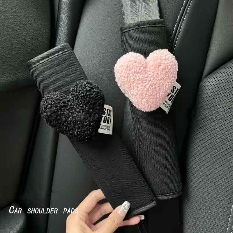 Automobilio saugos diržo pečių kilimėlio dangtelis Creative Love Heart saugos diržo puošmena Four Seasons Universal Girls Fashion saugos diržo užvalkalas