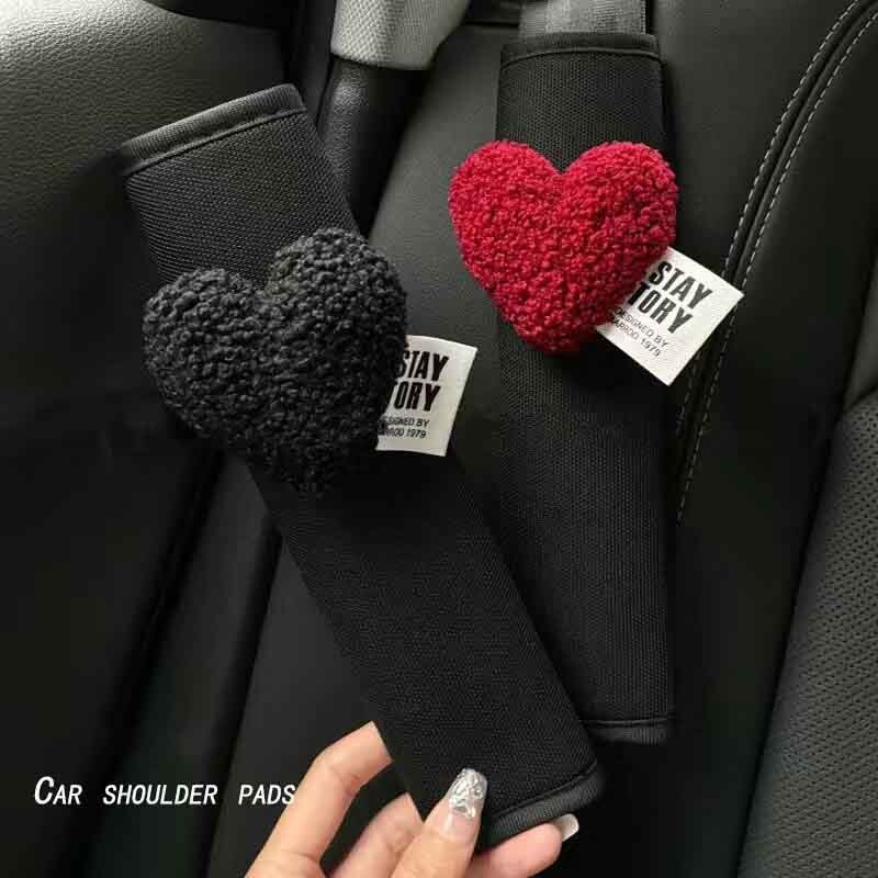 Automobilio saugos diržo pečių kilimėlio dangtelis Creative Love Heart saugos diržo puošmena Four Seasons Universal Girls Fashion saugos diržo užvalkalas