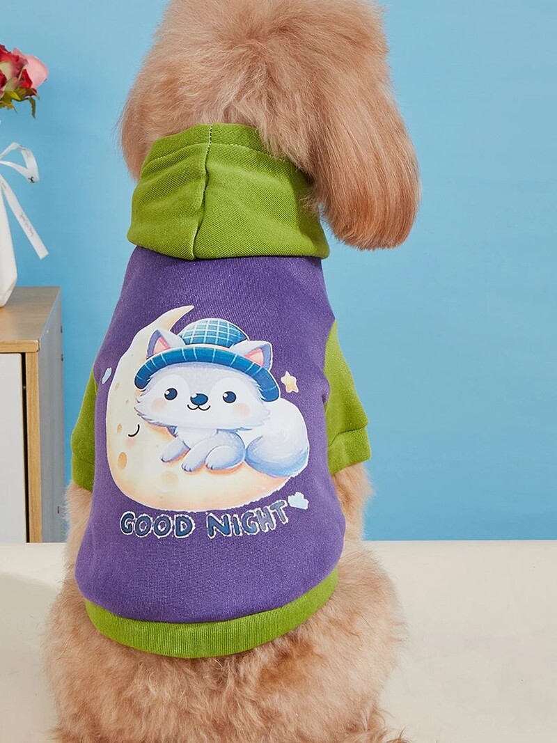 Mājdzīvnieku drēbes suņu kaķu sporta krekls ar samta siltu un ērtu purpursarkanu un zaļu šuvju drēbes ar vienkāršiem un dāsniem apdrukām