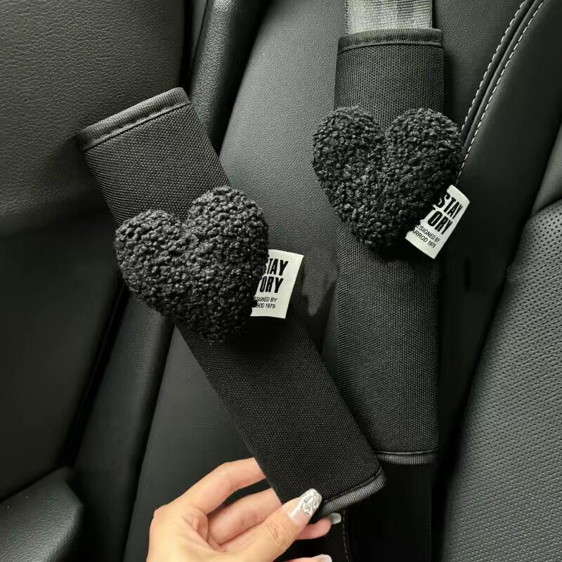 1Gb Universāls automašīnas drošības jostas plecu pārsegs aizsargapvalks Love Decoration drošības josta Jauka drošības josta Auto salona apdare